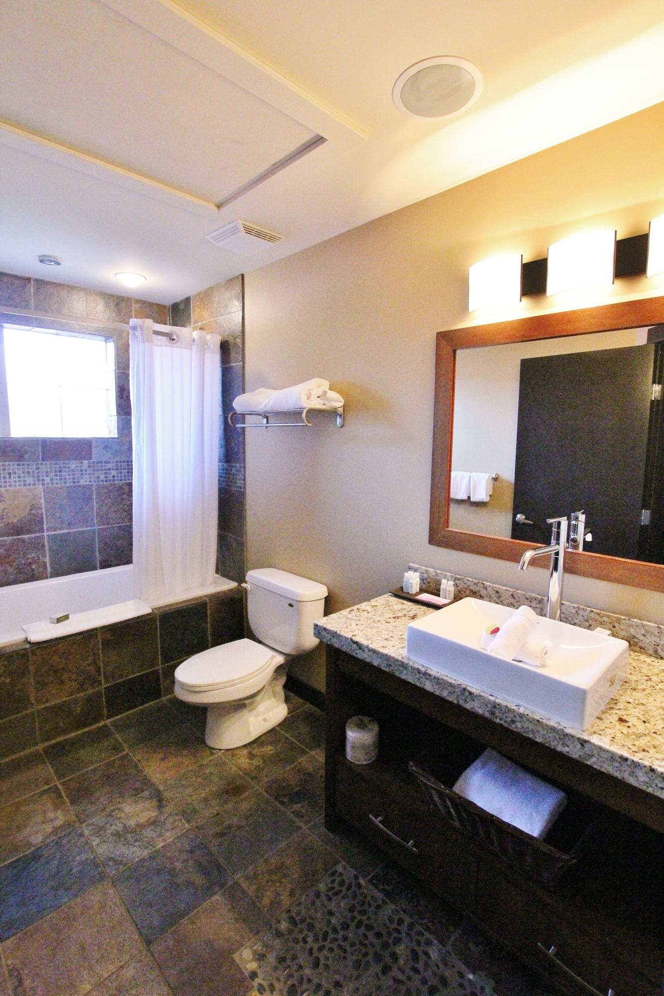 Silver Creek Lodge Canmore Dış mekan fotoğraf