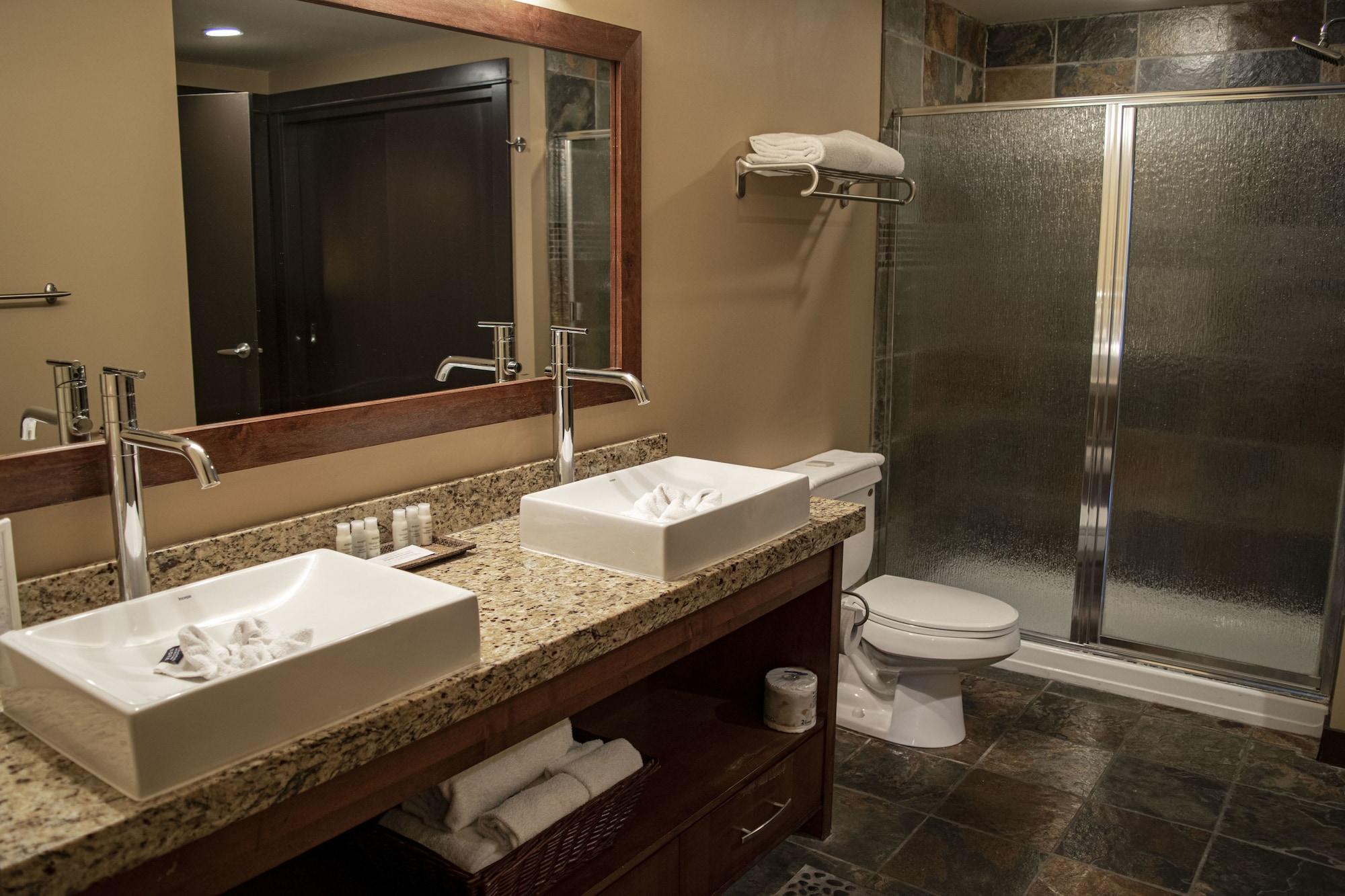 Silver Creek Lodge Canmore Dış mekan fotoğraf